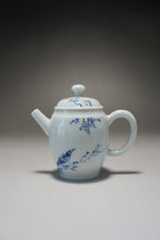 Load image into Gallery viewer, Qinghua Bird on Branch Jingdezhen Porcelain Teapot 青花写意小高仕壶 70ml
