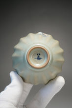 Load image into Gallery viewer, 80ml Renaissance Series Ruyao Six Lobe Teacup 汝窑复古釉十六瓣杯
