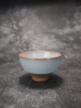 Load image into Gallery viewer, 80ml Ltd. Ed. Ruyao FangHua Master&#39;s Teacup 汝窑芳华主人杯
