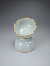 Load image into Gallery viewer, Pair of Matching 50ml Four Lobed Ruyao Teacups 汝窑天青四瓣花对杯
