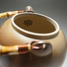 Load image into Gallery viewer, Wood Fired Baiyuduan Yixing Clay Kettle 白玉段柴烧烧水壶 820ml
