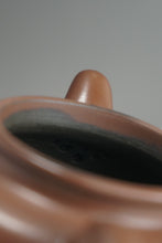 Load image into Gallery viewer, 85ml Little Fanggu Nixing Teapot by Li Wenxin 李文新坭兴小仿古
