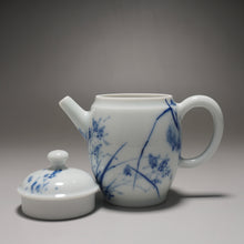 Load image into Gallery viewer, Qinghua Orchid Jingdezhen Fine Porcelain Teapot by Master KuangShi 青花匡石手绘高士壶-兰花 85ml

