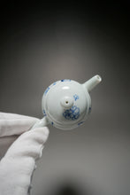 Load image into Gallery viewer, Qinghua Plum Blossoms Jingdezhen Fine Porcelain Teapot by Master KuangShi 青花匡石手绘高士壶-梅花 85ml
