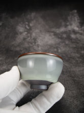 Load image into Gallery viewer, 85ml Zen Series Ruyao Shukou Teacup 汝窑束口悟道杯
