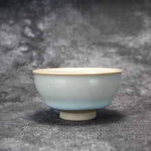 Load image into Gallery viewer, 90ml Ltd. Ed. Ruyao FangHua Champion Teacup 芳华汝窑冠军杯
