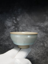 Load image into Gallery viewer, 90ml Ltd. Ed. Ruyao FangHua Champion Teacup 芳华汝窑冠军杯
