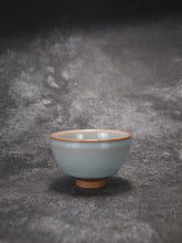 Load image into Gallery viewer, 90ml Ltd. Ed. Ruyao FangHua Shukou Teacup 芳华汝窑束口杯
