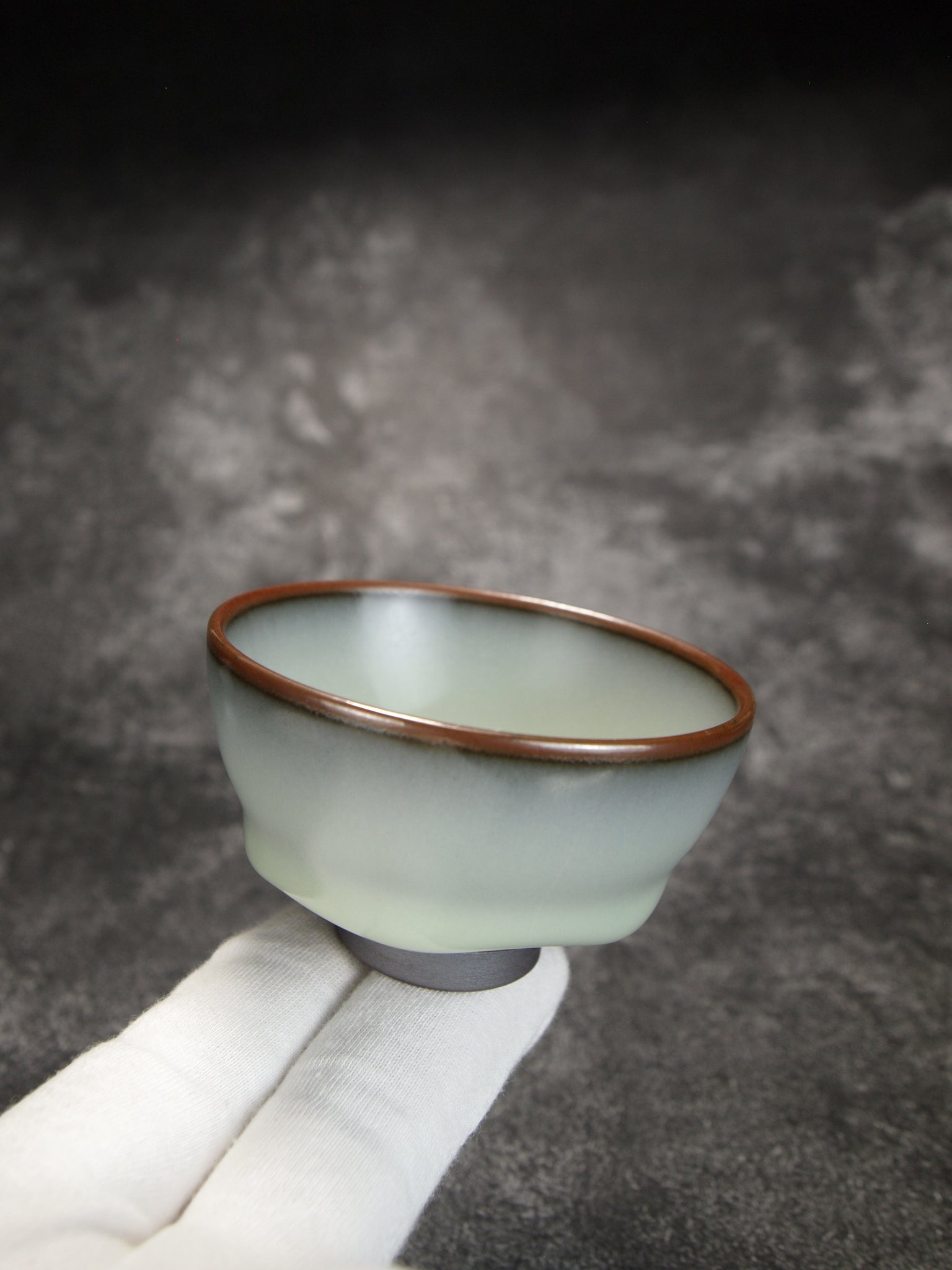 95ml Zen Series Ruyao Champion Teacup 汝窑悟道杯 – MudandLeaves
