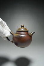 Load image into Gallery viewer, Wood Fired Dicaoqing Qiushui Yixing Teapot 柴烧底槽青秋水 125ml
