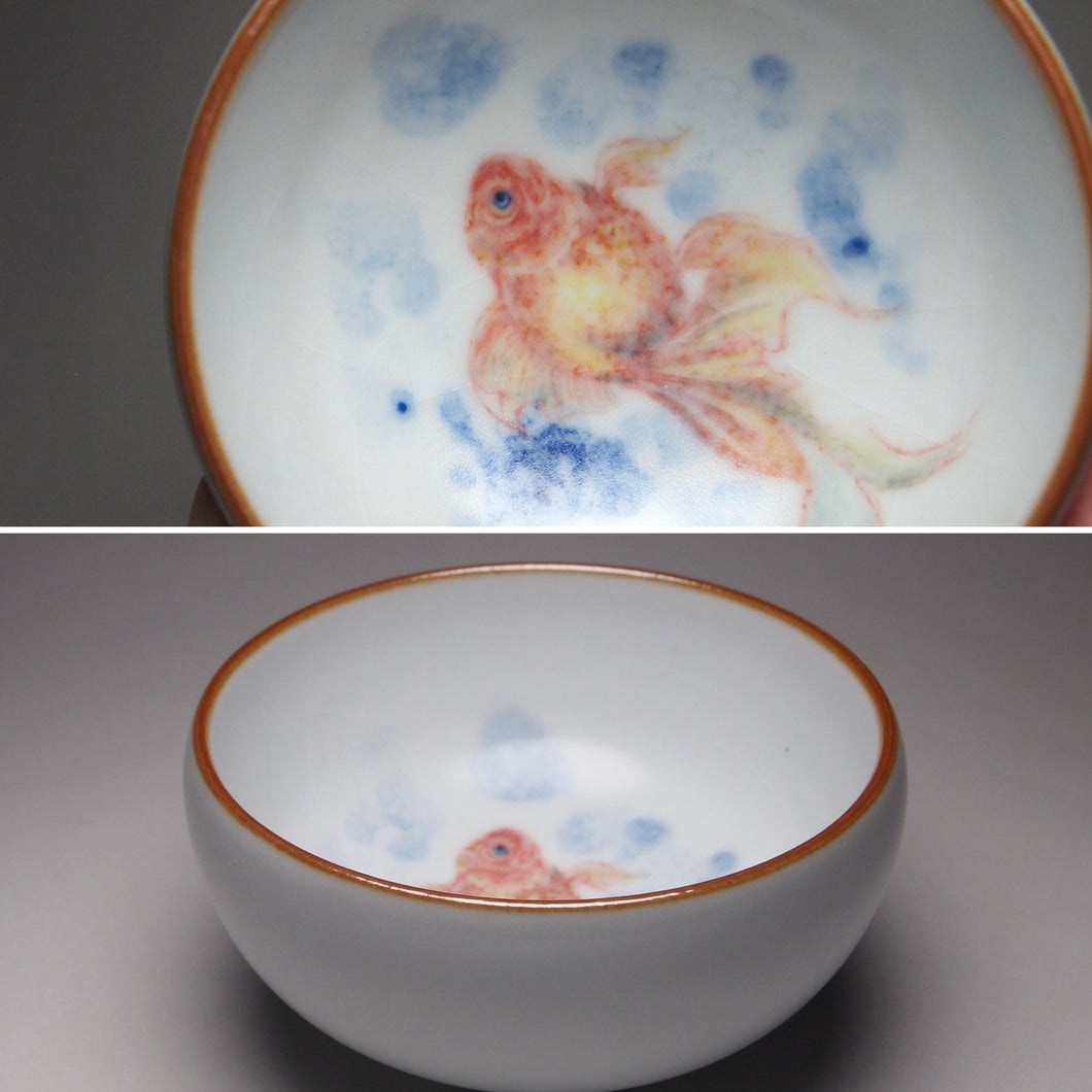 110ml Hand Painted Goldfish Moon White Ruyao Teacup 汝窑月白金鱼杯