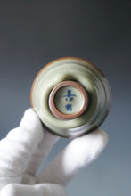 Load image into Gallery viewer, 65ml Shan Kilns Dripping Fenqing Ruyao Teacup 善窑汝窑粉青流釉杯
