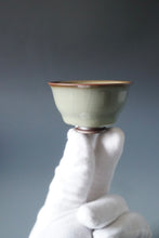 Load image into Gallery viewer, 60ml Shan Kilns Dripping Fenqing Ruyao Teacup 善窑汝窑粉青流釉杯
