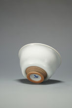 Load image into Gallery viewer, 65ml Shan Kilns Dripping Moon White Ruyao Teacup 善窑汝窑月白流釉杯

