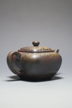 Load image into Gallery viewer, Wood Fired Lao Zini Wugou Yixing Teapot 柴烧老紫泥鸣远无垢 190ml
