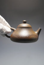 Load image into Gallery viewer, Wood Fired Yellow Jiangponi Hulupiao Yixing Teapot 柴烧黄降坡泥葫芦瓢 145ml
