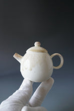 Load image into Gallery viewer, Wood Fired Jingdezhen Stoneware Teapot 柴烧茶壶 145ml
