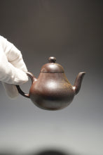 Load image into Gallery viewer, Wood Fired Lao Zini Siting Yixing Teapot 柴烧老紫泥思亭 140ml
