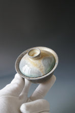 Load image into Gallery viewer, Wood Fired Jingdezhen Stoneware Gaiwan 柴烧盖碗 135ml
