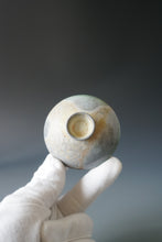 Load image into Gallery viewer, Wood Fired Jingdezhen Stoneware Gaiwan 柴烧盖碗 135ml

