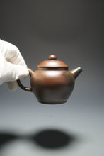 Load image into Gallery viewer, Wood Fired Handpicked TianQingNi Julun Yixing Teapot 柴烧天青泥巨轮珠 150ml
