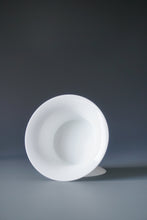 Load image into Gallery viewer, Light Cloud Tianbai White Jingdezhen Porcelain Gaiwan 甜白两才轻云盖碗 110ml
