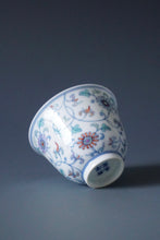 Load image into Gallery viewer, Wood Fired Doucai Flowers Jingdezhen Porcelain Teacup 柴窑斗彩菊花杯 90ml
