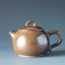 Load image into Gallery viewer, Wood Fired Ringlid Xishi Nixing Teapot by Li Wenxin 李文新柴烧坭兴壶 130ml
