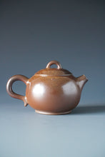 Load image into Gallery viewer, Wood Fired Ringlid Xishi Nixing Teapot by Li Wenxin 李文新柴烧坭兴壶 135ml
