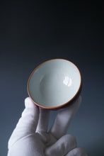 Load image into Gallery viewer, Wide Red Ruyao Teacup 善窑汝窑霁红压手杯 100ml
