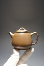 Load image into Gallery viewer, Wood Fired Tall Shipiao Nixing Teapot by Li Wenxin 李文新柴烧坭兴石瓢 170ml
