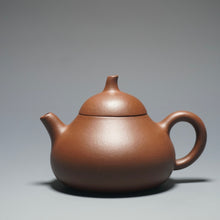 Load image into Gallery viewer, Lao Zini Gourd Yixing Teapot 老紫泥匏瓜 150ml

