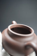 Load image into Gallery viewer, Dicaoqing Duozhi Yixing Teapot 底槽清掇只 205ml
