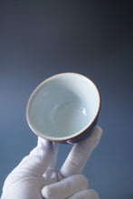 Load image into Gallery viewer, Blue Ruyao Gaiwan by KengKou Studio 坑口烧汝窑霁蓝盖碗
