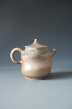 Load image into Gallery viewer, Wood Fired Swirly Nixing Teapot by Li Wenxin 李文新柴烧坭兴螺旋 130ml
