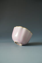 Load image into Gallery viewer, 75ml Pink Ruyao Lobed Teacup by Shan Kilns 善窑粉红汝窑杯
