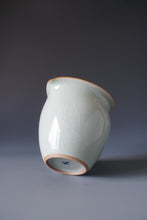 Load image into Gallery viewer, Magnolia Azure Ruyao Fair Cup by Shan Kilns 善窑汝窑天青公道杯 200ml
