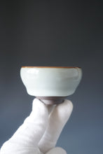 Load image into Gallery viewer, 105ml Shan Kilns Zen Series Ruyao Teacup 善窑汝窑悟道杯

