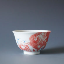 Load image into Gallery viewer, 115ml Qinghua Bird and Rock Jingdezhen Porcelain Teacup by KuangShi 青花匡石手绘鸟石杯
