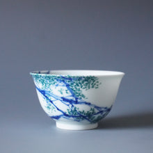 Load image into Gallery viewer, 115ml Qinghua Bird and Branches Jingdezhen Porcelain Teacup by KuangShi 青花匡石手绘枝鸟杯

