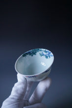 Load image into Gallery viewer, 115ml Qinghua Bird and Branches Jingdezhen Porcelain Teacup by KuangShi 青花匡石手绘枝鸟杯
