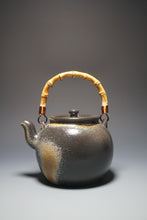 Load image into Gallery viewer, Wood Fired Huanglong Shan Zini Yixing Clay Round Kettle No.2 柴烧夹砂黄龙山紫泥烧水壶 820ml
