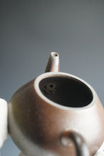 Load image into Gallery viewer, Wood Fired Dicaoqing Pear Yixing Teapot No.3 柴烧底槽清梨形 160ml
