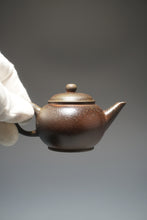 Load image into Gallery viewer, Wood Fired Dicaoqing Shuiping Yixing Teapot No.2 柴烧底槽清水平 80ml
