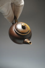 Load image into Gallery viewer, Wood Fired Dicaoqing Shuiping Yixing Teapot No.1 柴烧底槽清水平 80ml
