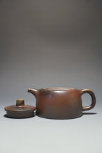 Load image into Gallery viewer, Wood Fired Dicaoqing Jinglan Yixing Teapot No.1 底槽清柴烧井栏 230ml
