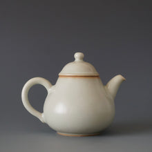 Load image into Gallery viewer, 130ml Pear Moon White Ruyao Teapot by Shan Kilns 善窑月白汝窑梨形
