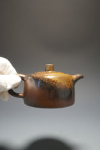 Load image into Gallery viewer, Wood Fired Dicaoqing Jinglan Yixing Teapot No.2 底槽清柴烧井栏 230ml
