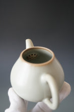 Load image into Gallery viewer, 130ml Pear Moon White Ruyao Teapot by Shan Kilns 善窑月白汝窑梨形
