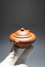 Load image into Gallery viewer, Zhuni Dahongpao New Limao Yixing Teapot 朱泥大红袍笠帽 120ml
